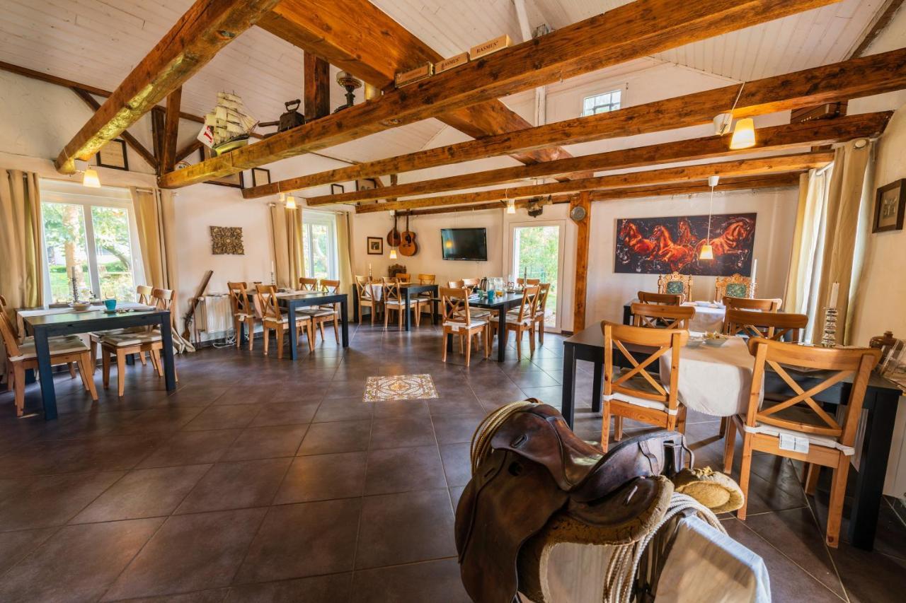 Landhotel Rehedyk Sankt Michaelisdonn Экстерьер фото
